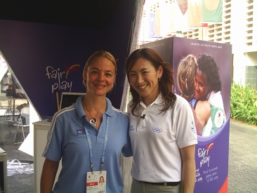 Ai Sugiyama at CIFP Booth in Singapore